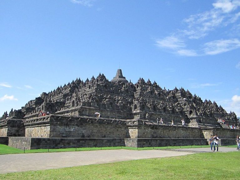 Ini Dia Candi Terbesar Di Dunia Di Antaranya Ada Di Indonesia