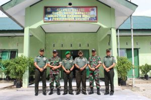 Tim Pusterad Kunjungi Satgas Yonif Raider 515 Kostrad