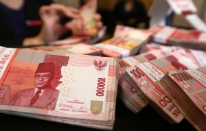 Dolar AS Terpuruk, Rupiah Langsung Menguat ke Rp13.498/USD