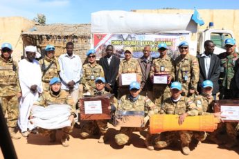 Satgas Yonkomposit TNI Konga XXXV-C Unamid Peduli Pendidikan Anak-anak Sudan