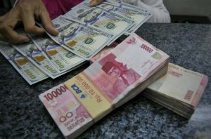 Rupiah Dibuka Melemah Rp13.300/USD