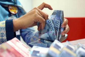 Dolar AS Tertekan, Rupiah Ambil Kesempatan Menguat ke Rp13.405/USD