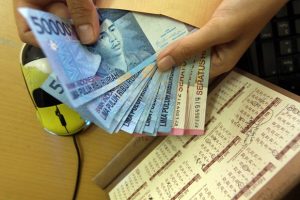 Rupiah Dibuka Melemah Rp13.326/USD