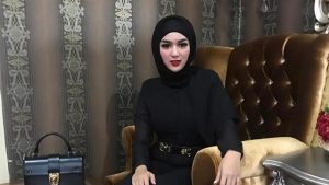 Posting Foto Cantik Ini, Hidung Tiara Dewi Jadi Sorotan “Kok Beda”