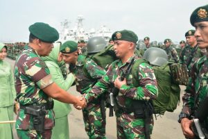 Pangkostrad Kirim Ratusan Prajurit ke Perbatasan Papua