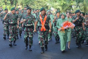 Pangkostrad Melaksanakan Kunjungan Kerja Ke Brigif Raider 9/2 Kostrad