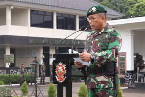 Kaskostrad Pimpin Upacara Bendera 17-an Bulan Maret 2018 di Makostrad