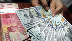 Rupiah Dibuka Menguat Tipis di Level Rp13.772/USD