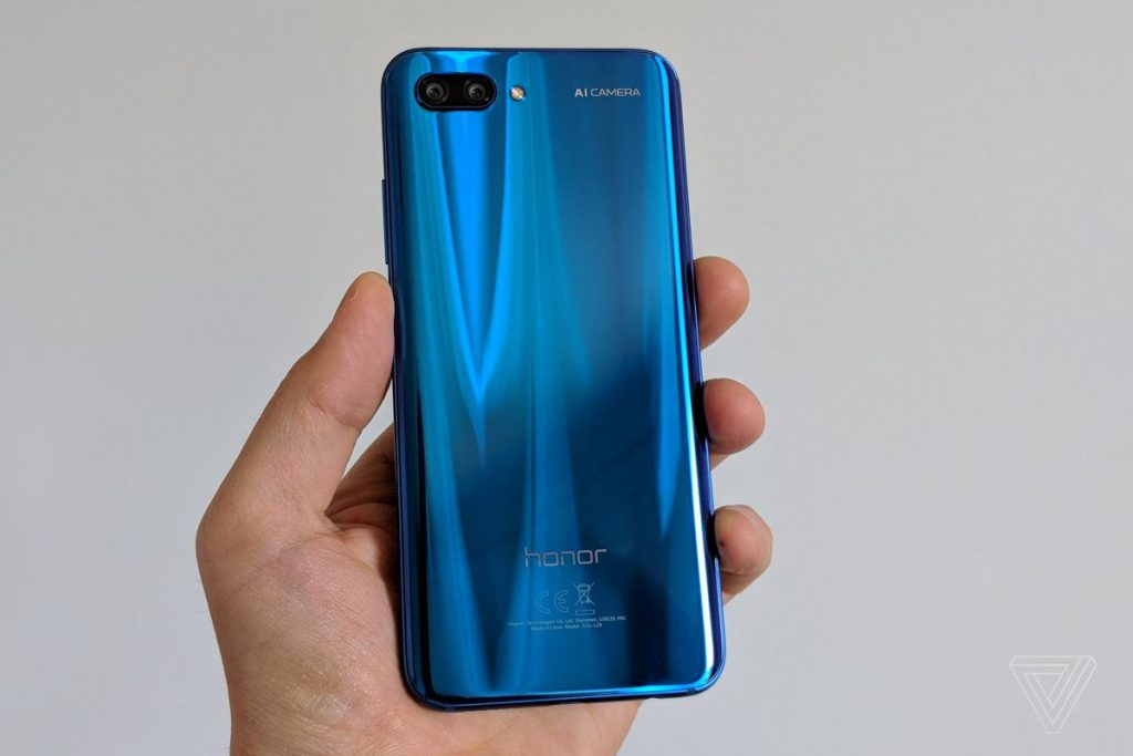 Huawei Honor 10 dengan Kamera Selfie 24 MP Hadir di Pasar Global