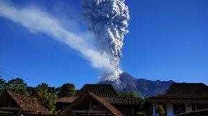 Status Gunung Merapi Naik Jadi Waspada