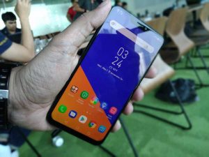 Asus Zenfone 5 dan Zenfone Live Diluncurkan, Harganya?