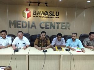 Pilkada Kabupaten Lahat Dikotori Politik Uang, Paslon Bursah-Parhan Melapor ke Bawaslu dan DKPP