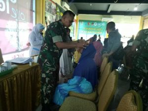 Brigif Raider 9 Kostrad Gelar Bakti Sosial Bekerja Sama Dengan RS Bina Sehat Kabupaten Jember