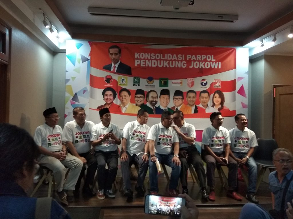 Filosofi Makanan dalam Pertemuan Para Sekjen Parpol Pendukung Jokowi