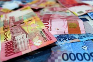 Rupiah Anjlok ke Rp14.710 Per Dolas AS, Sentuh Level Terendah Tahun Ini