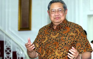 SBY Absen Upacara HUT Ke-73 RI di Istana