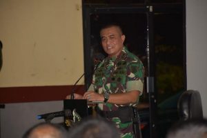 Pengarahan Pangdivif 1 Kostrad Kepada Prajurit Yonif Para Raider 328 Kostrad