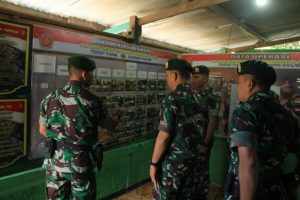 Pangdivif 2 Kostrad Kunjungi Satgas Yonif Para Raider 501 Kostrad