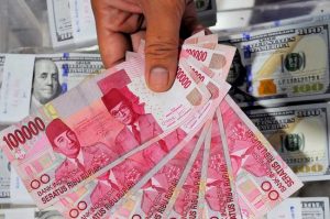 Rupiah Menguat Tipis di Level 14.834/USD