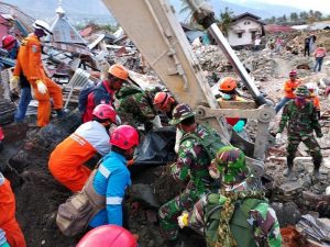 Satgas Gulbencal Divif 3 Kostrad Berhasil Evakuasi 18 Jenazah Korban Gempa di Perumnas Balaroa, Palu