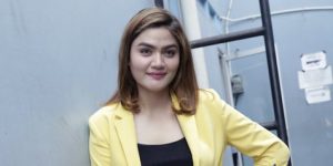 Pamer Pose Nungging, Hilda Vitria Banjir Nyinyiran Netizen