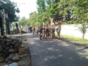 Prajurit Yonif Raider 515 Kostrad Latihan Peleton Beranting Tempuh Jarak 25 Km