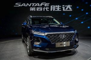 Mirip Smartphone, Hyundai Pamer SUV Santa Fe dengan Akses Sidik Jari