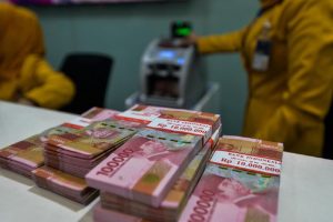 Rupiah Dibuka Melemah ke Rp14.523/USD