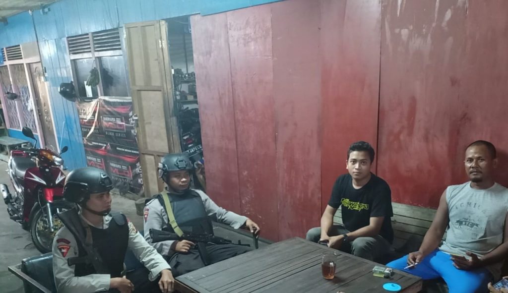 Jalin Kedekatan Dengan Warganya, Brimob Yon C Pelopor Berikan Himbauan Kamtibmas