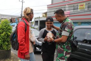 Yonif Raider 509 Kostrad Memperingati Hari Anak Jalanan Internasional