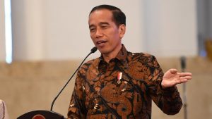 Jokowi Tantang Prabowo Lapor ke KPK Soal Anggaran Bocor