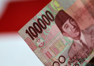 Rupiah Dibuka Melemah Rp13.972 per Dolar AS