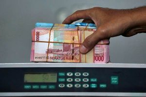 Rupiah Dibuka Melemah ke Rp14.347/USD Pagi Ini