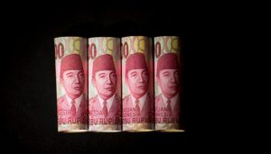 Rupiah Makin Terperosok ke Posisi Rp14.200/USD