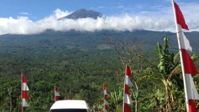 Status Gunung Slamet Naik Jadi Waspada, Radius Aman 2 Kilometer