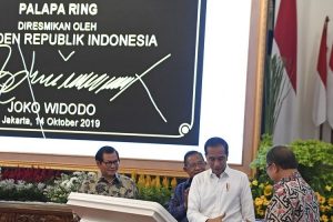 Jokowi Resmikan Pengoperasian Palapa Ring