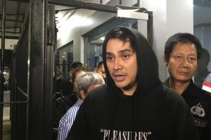 Negatif Narkoba, Vicky Nitinegoro Dipulangkan