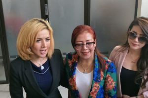 Hadiri Sidang Kriss Hatta, Barbie Kumalasari Telantarkan Galih Ginanjar?