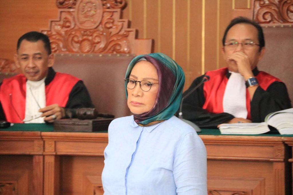 Ratna Sarumpaet Bebas Bersyarat