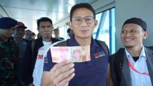 Garuda Beri Rp 100 Ribu ke Sandiaga Uno, Nah Itu Uang Apa?