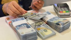 Rupiah Melemah ke level Rp13.671/USD