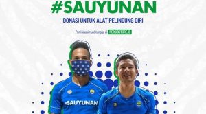 Persib Bandung bagi -bagi masker Steril dan Dapat dicuci