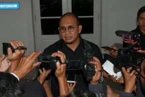 HIMBARA Jadi Penyangga Likuiditas ; Andre Rosiade : OJK Ngapain?