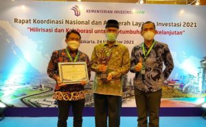 Ramah Investor, Sumbar Raih Anugerah Layanan Investasi 2021