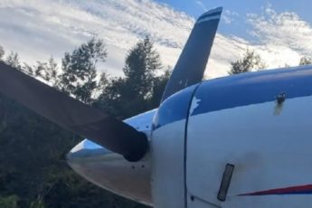 Berulah Lagi KKB Tembak Pesawat Asian One Yang Hendak Mendarat Bandara Beoga