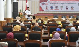 Buka Seminar PAPEINDO, Gubernur Mahyeldi Tegaskan Sumbar Ingin Merajai Pasar Produk Halal Dunia