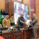 DPRD Sumbar Gelar Sidang Paripurna Agenda Penyampaian Pandang Umum Fraksi Terhadap Dua Ranperda