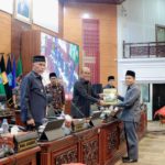 Tetapkan Propemperda 2024, DPRD dan Pemprov Sumbar Bahas 18 Perda.