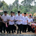 Bupati Pasaman Sabar AS Resmikan Gedung Baru Kantor Wali Nagari Cubadak Barat, di Koto Baru, Kecamatan Duo Koto