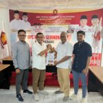 Miko Kamal Ambil Formulir Pendaftaran Cawako Padang, di DPC Gerindra Padang